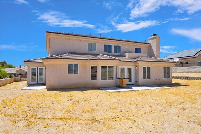 16245 Ridge View Drive, Apple Valley, CA 92307