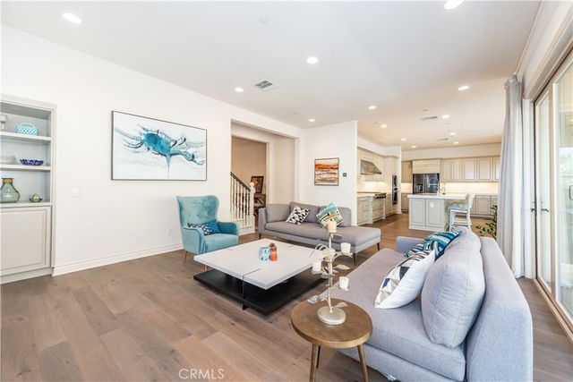 59 Walden, Irvine, CA 92620