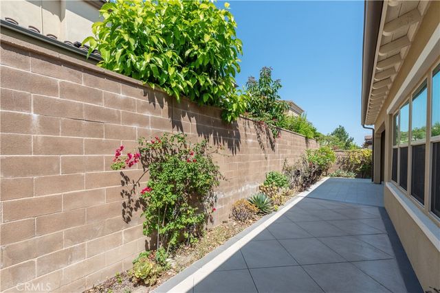 59 Walden, Irvine, CA 92620