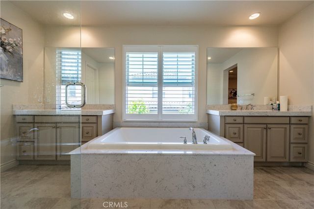 59 Walden, Irvine, CA 92620