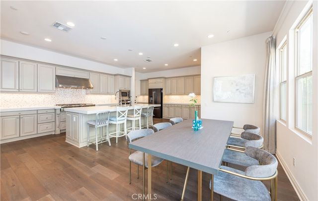 59 Walden, Irvine, CA 92620