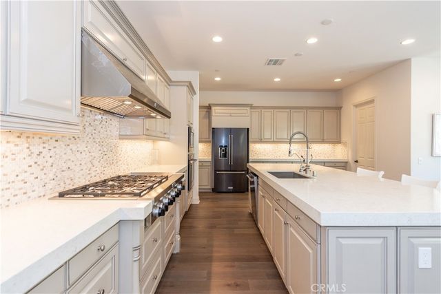 59 Walden, Irvine, CA 92620