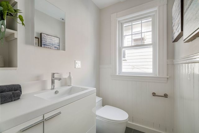 89 Kinnaird Street 2, Cambridge, MA 02139