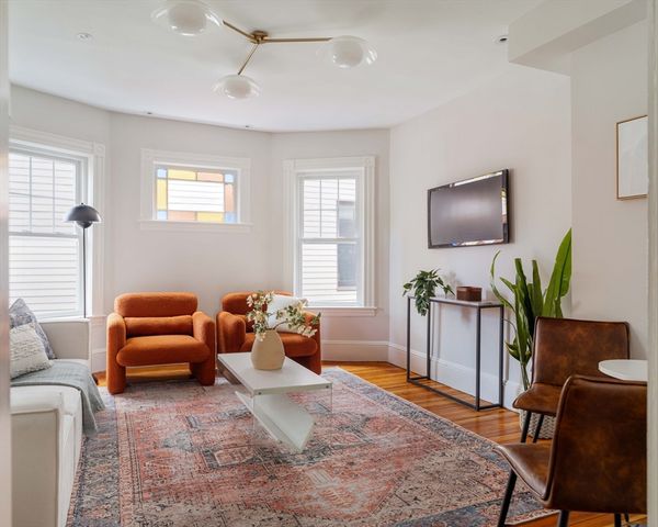 89 Kinnaird Street 2, Cambridge, MA 02139