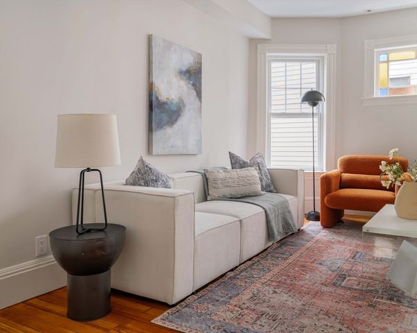 89 Kinnaird Street 2, Cambridge, MA 02139