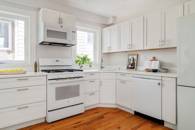 89 Kinnaird Street 2, Cambridge, MA 02139