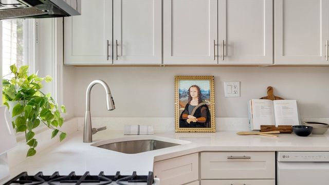 89 Kinnaird Street 2, Cambridge, MA 02139