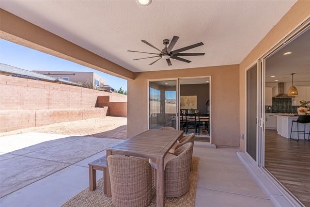 64 Mountaingem Loop, Santa Fe, NM 87508