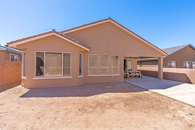 64 Mountaingem Loop, Santa Fe, NM 87508