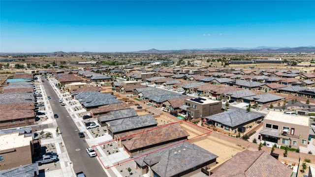 64 Mountaingem Loop, Santa Fe, NM 87508
