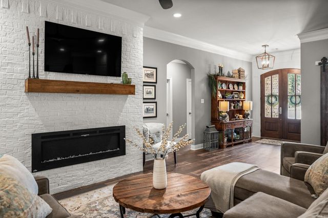 3 Ridgeview Lane, Maumelle, AR 72113