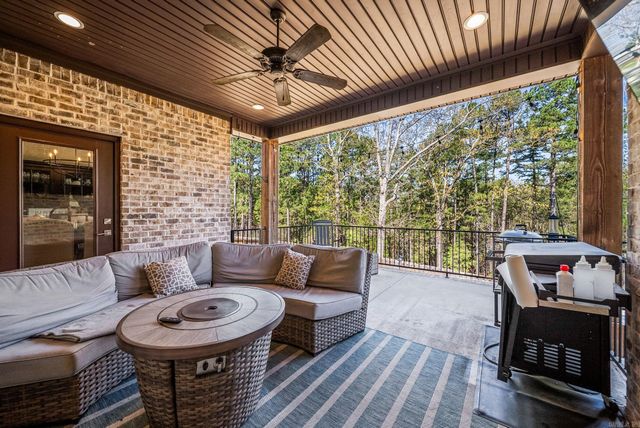 3 Ridgeview Lane, Maumelle, AR 72113