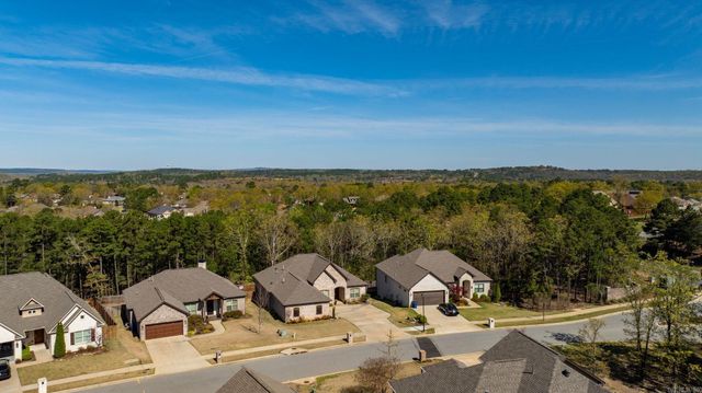 3 Ridgeview Lane, Maumelle, AR 72113