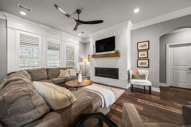 3 Ridgeview Lane, Maumelle, AR 72113