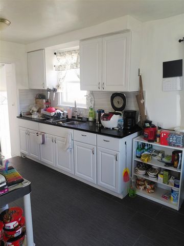 8845 Faust Avenue, Detroit, MI 48228