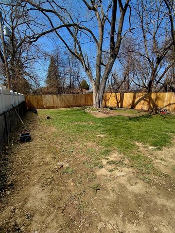 8845 Faust Avenue, Detroit, MI 48228