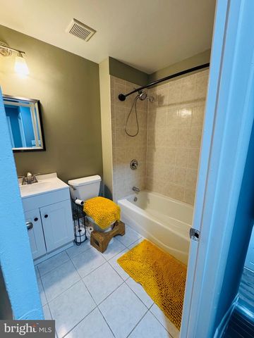 8240 WYCLIFFE CT, Manassas, VA 20109