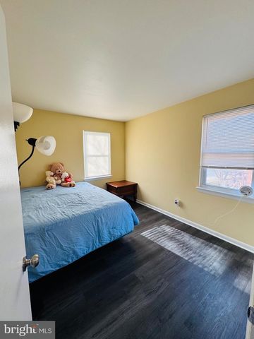 8240 WYCLIFFE CT, Manassas, VA 20109