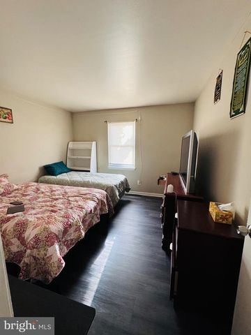 8240 WYCLIFFE CT, Manassas, VA 20109