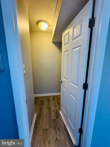 8240 WYCLIFFE CT, Manassas, VA 20109