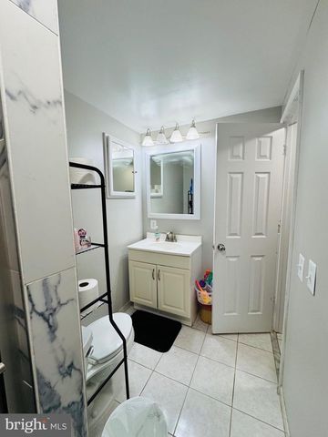 8240 WYCLIFFE CT, Manassas, VA 20109