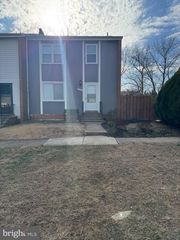 8240 WYCLIFFE CT, Manassas, VA 20109