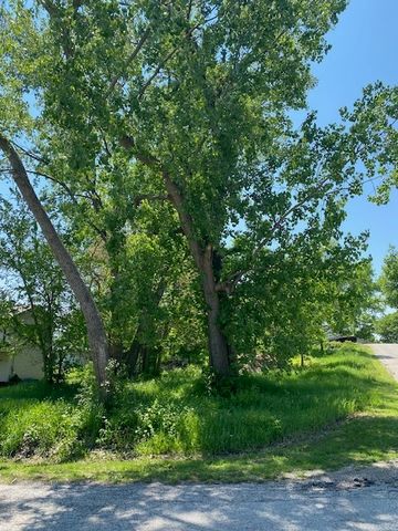 1023 Hooks Lane, Fox Lake, IL 60050