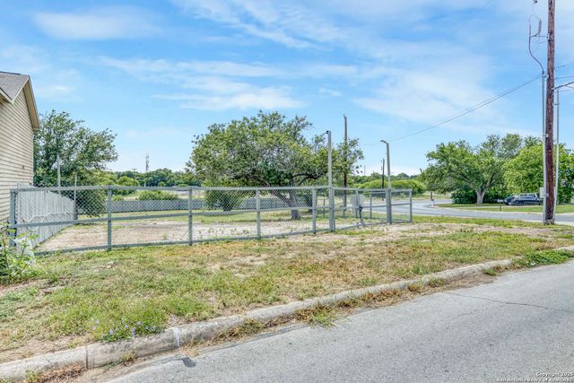 13055 oconnor, San Antonio, TX 78233