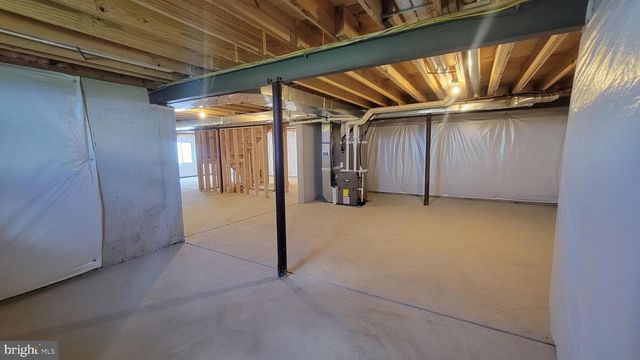 208 FARLEIGH DR, Smyrna, DE 19977