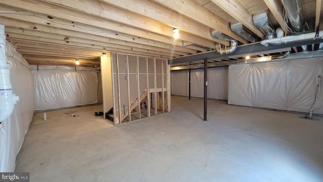 208 FARLEIGH DR, Smyrna, DE 19977