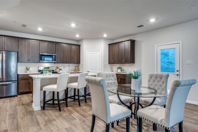 4136 Stockyard Station Lane, Sachse, TX 75048