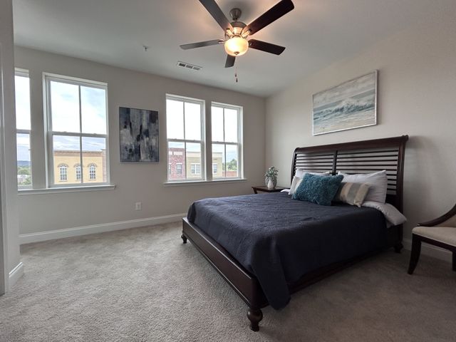 2101 Branford Pl Apt 203, Thompsons Station, TN 37179