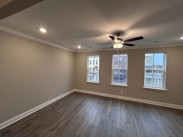 2101 Branford Pl Apt 203, Thompsons Station, TN 37179