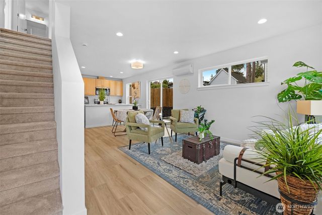 6315 W Beech Street #B, Everett, WA 98203