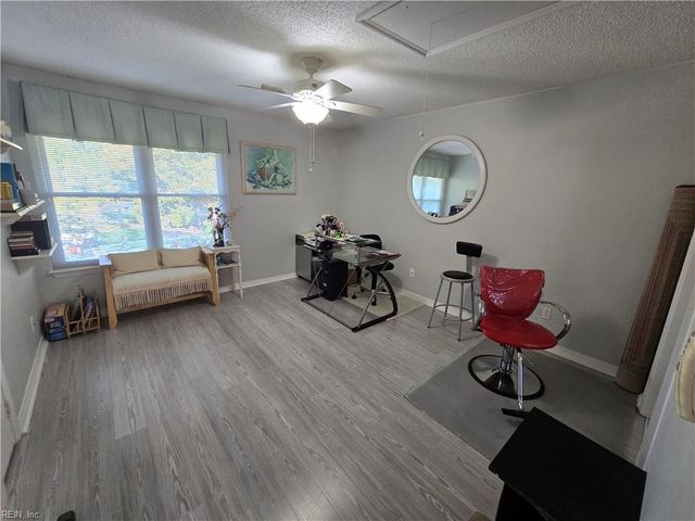 2717 Seashore CV, Virginia Beach, VA 23454