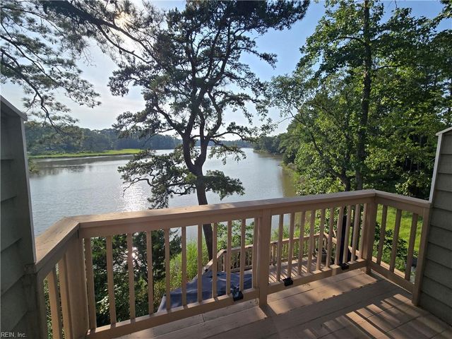 2717 Seashore CV, Virginia Beach, VA 23454