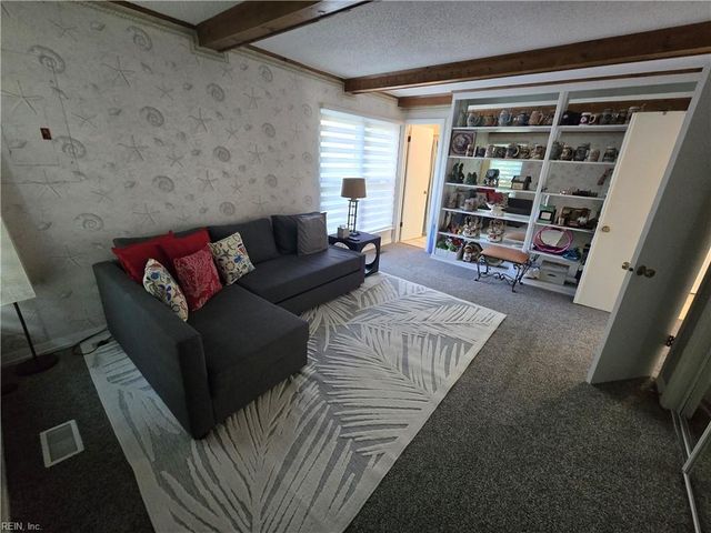 2717 Seashore CV, Virginia Beach, VA 23454