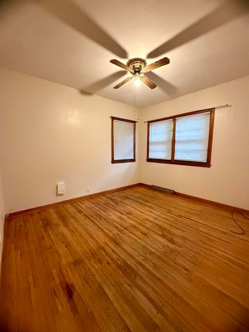 1664 Hawthorne Avenue, Waterloo, IA 50702