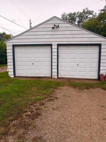 1664 Hawthorne Avenue, Waterloo, IA 50702