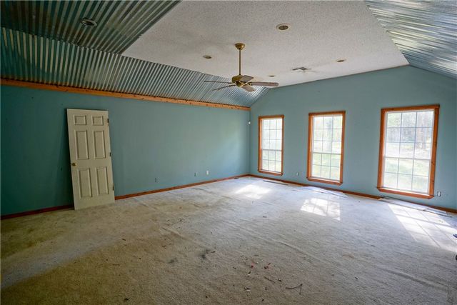 15777 Post Oak Road, Plantersville, TX 77363