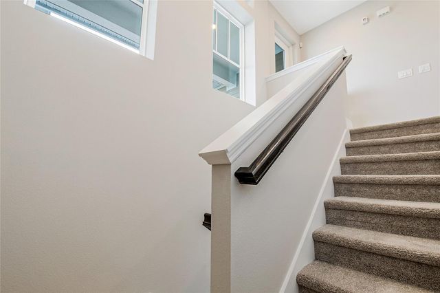10009 PEARSON AVENUE, Orlando, FL 32827