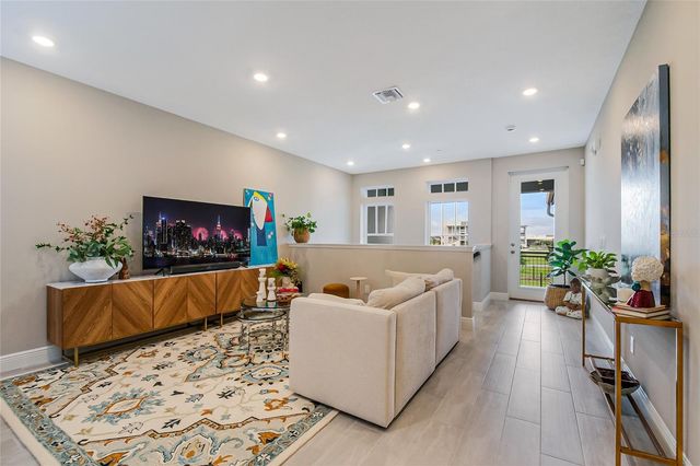 10009 PEARSON AVENUE, Orlando, FL 32827