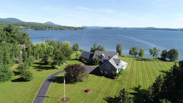 424 Miller Way, Newport Town, VT 05857