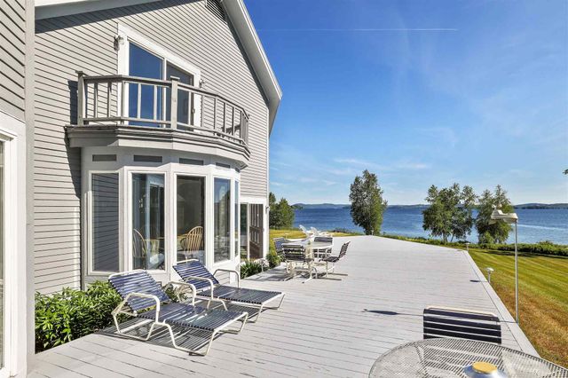424 Miller Way, Newport Town, VT 05857