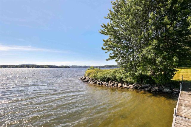 424 Miller Way, Newport Town, VT 05857