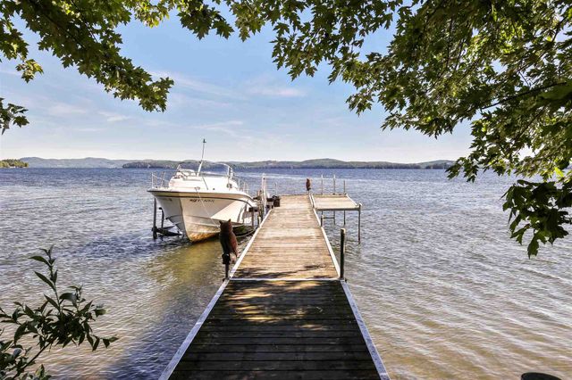 424 Miller Way, Newport Town, VT 05857