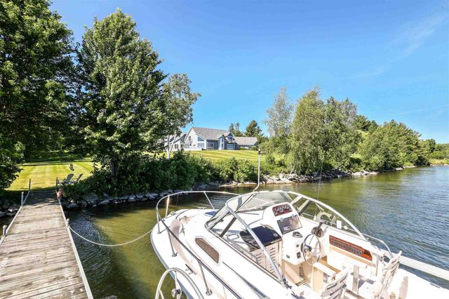 424 Miller Way, Newport Town, VT 05857