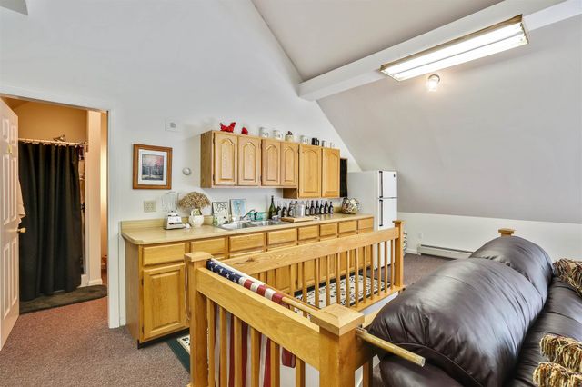 424 Miller Way, Newport Town, VT 05857