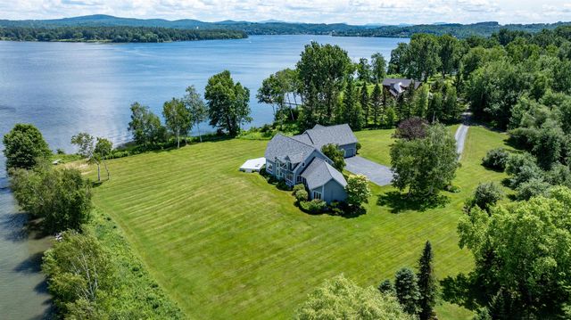 424 Miller Way, Newport Town, VT 05857
