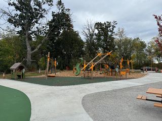 2407 Laurie Court W, Roseville, MN 55113